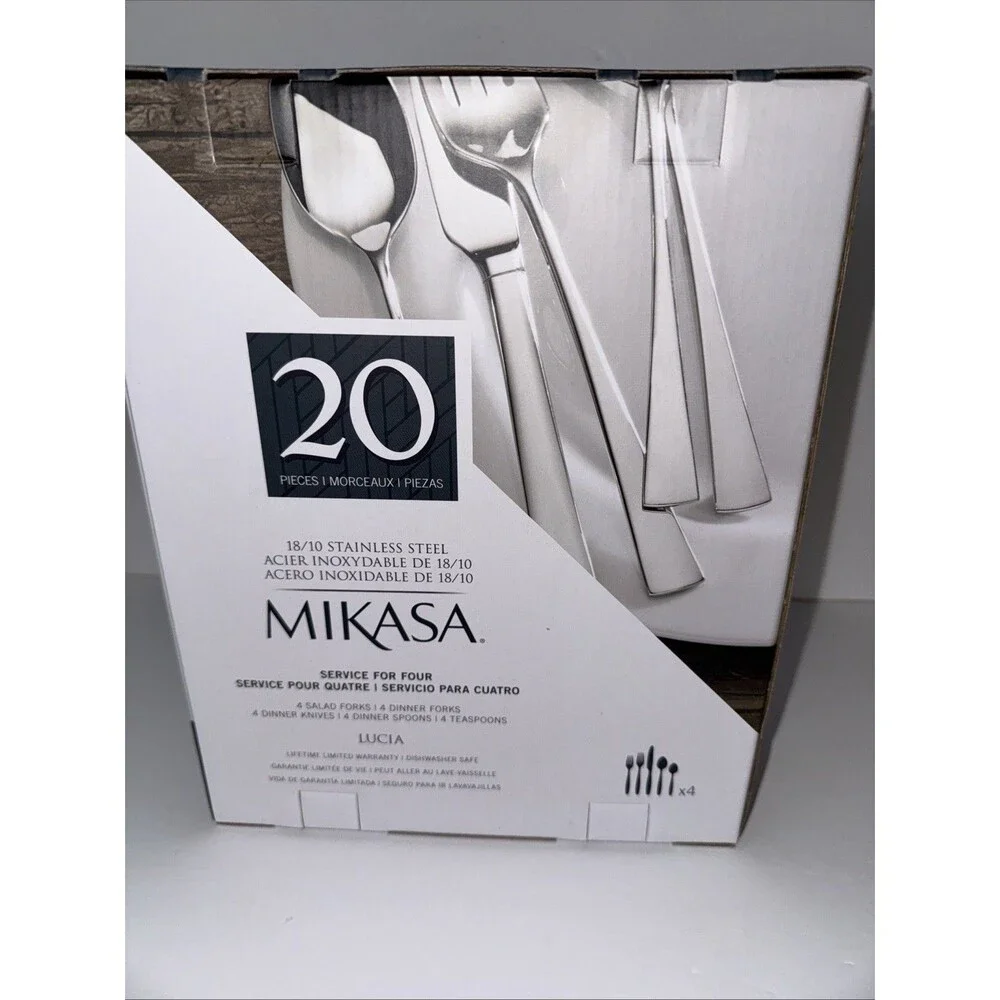 Mikasa Lucia 20 Piece 4 Place Setting Stainless Steel 18/10  New